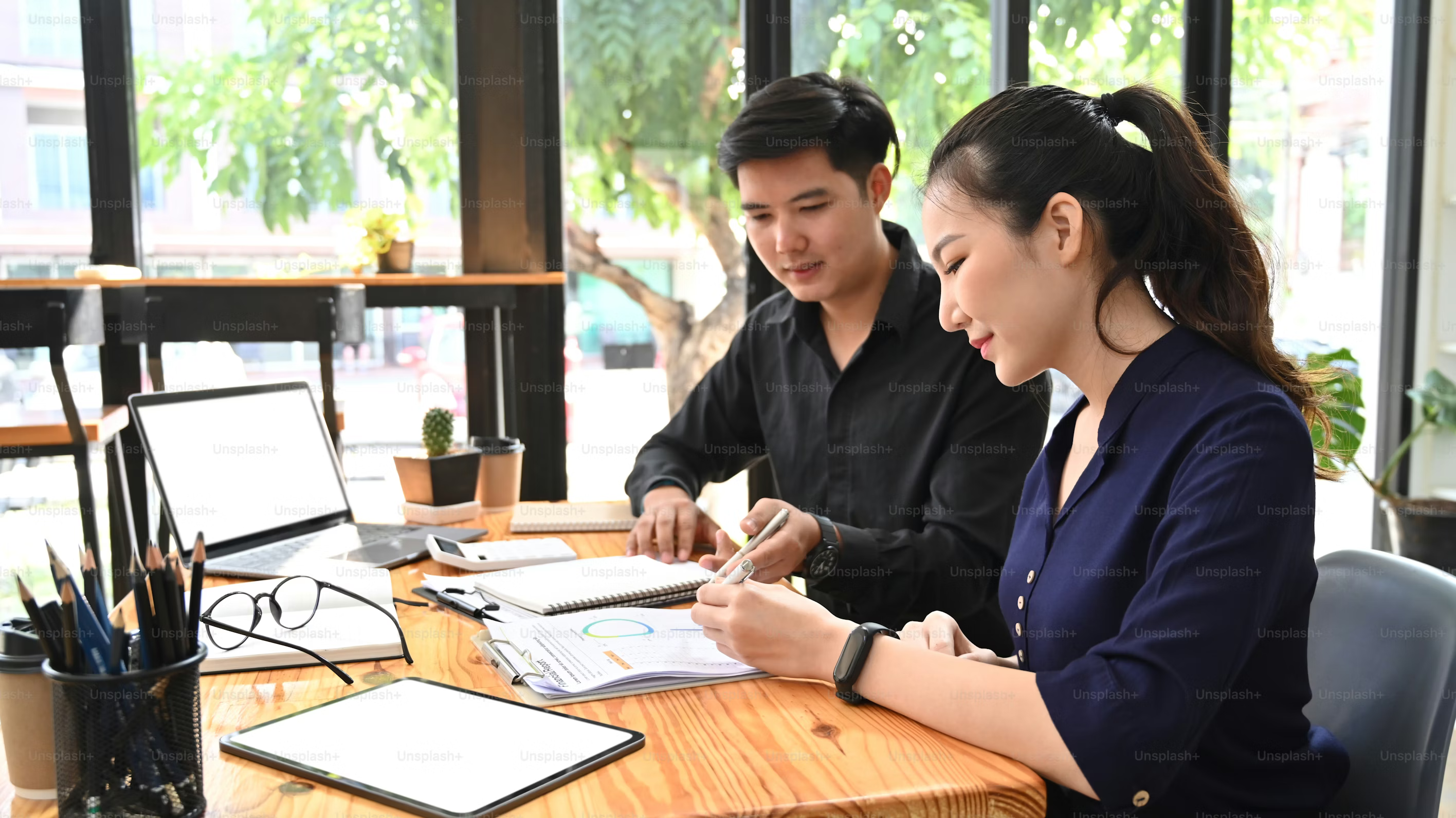 Layanan Konsultasi IT JNIUS untuk UMKM dan Perusahaan Menengah